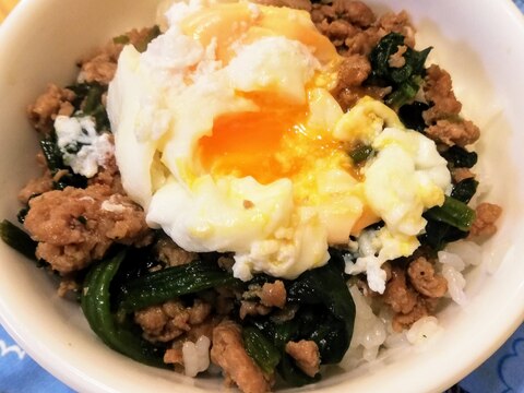 そぼろ丼✩.*˚